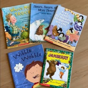 CHILDRENS STORYBOOKS BUNDLE OF 5-PAPERBACK STORYBOOKS LEVEL 1-2 READERS NWT